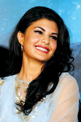 The opportunity to meet John Abraham, Varun, Jacqueline | जॉन अब्राहम, वरुण, जॅकलीनशी भेटण्याची संधी