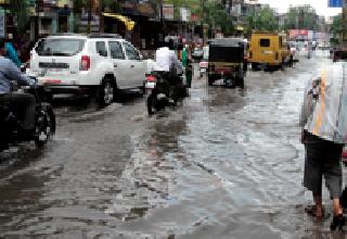 Monsoon bursa at Chandrapur | चंद्रपुरात मान्सून बरसला