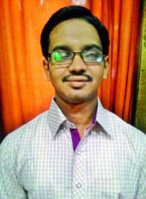 The peak of the achievement achieved without blaming the situation | परिस्थितीला दोष न देता गाठले यशाचे शिखर