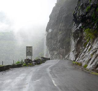 Two-wheeler accident, one's death while going to Malashi's picnic | माळशेजला पिकनिकला जाताना दुचाकीचा अपघात, एकाचा मृत्यू