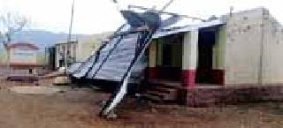 Students in the School of Destiny! | विनाछताच्या शाळेत विद्यार्थ्यांचे विद्यार्जन ! Students in the School of Destiny! | विनाछताच्या शाळेत विद्यार्थ्यांचे विद्यार्जन !