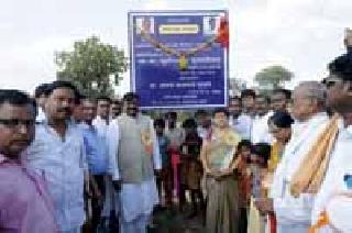 The rural road renovation program | ग्रामीण रस्त्याच्या नूतनीकरणाचा धडक कार्यक्रम