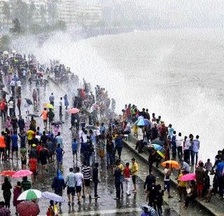 Monsoon Sunday mood in Mumbai! | मुंबईत मान्सूनचा संडे मूड!