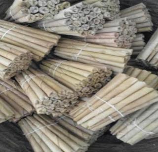 Bidi workers have to bow | विडी कामगारांसमोर झुकावे लागेल Bidi workers have to bow | विडी कामगारांसमोर झुकावे लागेल