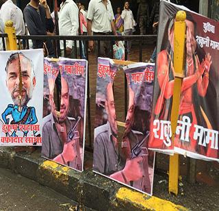 Posters of Shiv Sena leaders thrown BJP leaders | शिवसैनिकांनी फाडले भाजपा नेत्यांचे पोस्टर्स Posters of Shiv Sena leaders thrown BJP leaders | शिवसैनिकांनी फाडले भाजपा नेत्यांचे पोस्टर्स