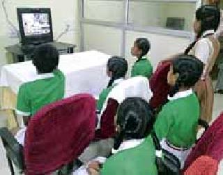 Invitation to meet the students | विद्यार्थ्यांनी दिले शिक्षणमंत्र्यांना भेटीचे निमंत्रण