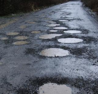 By December 2018, Maharashtra Khadder-free | डिसेंबर २०१८ पर्यंत महाराष्ट्र खड्डेमुक्त By December 2018, Maharashtra Khadder-free | डिसेंबर २०१८ पर्यंत महाराष्ट्र खड्डेमुक्त