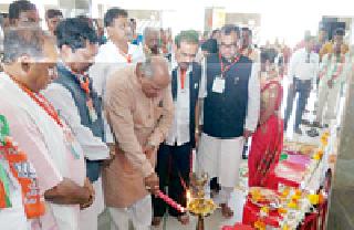 The BJP fluttered the bugle of the elections | भाजपने फुंकला निवडणुकीचा बिगूल The BJP fluttered the bugle of the elections | भाजपने फुंकला निवडणुकीचा बिगूल