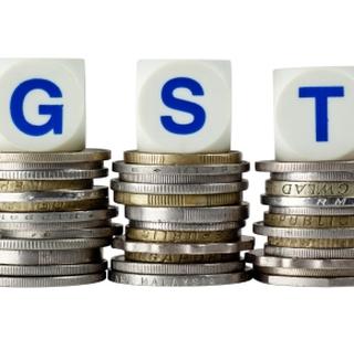 Surely this time stamp on GST | या वेळी निश्चितच जीएसटीवर मोहर Surely this time stamp on GST | या वेळी निश्चितच जीएसटीवर मोहर