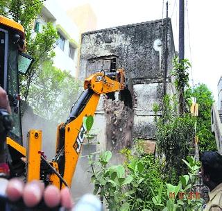 The Torch Destroy the Building! | शिकस्त इमारत धाराशायी! The Torch Destroy the Building! | शिकस्त इमारत धाराशायी!