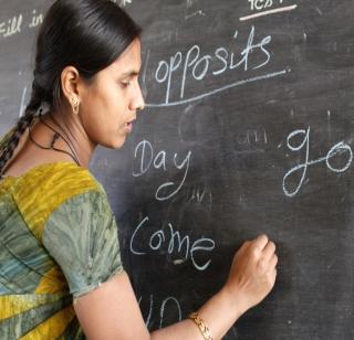 Teacher appoint according to student population | विद्यार्थी पटसंख्येनुसार शिक्षक नेमावे