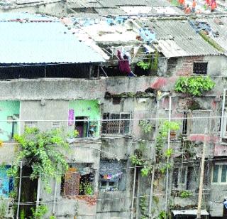 Who are the residents of 'Dangerous'? | ‘धोकादायक’मधील रहिवाशांना वाली कोण?