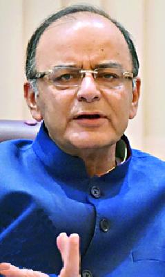 Jaitley suffered from bad weather conditions | जेटली यांना खराब हवामानाचा फटका