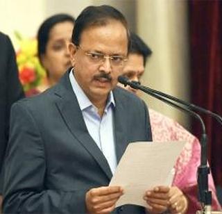 In addition to Bhamre's inclusion, the Khadseen's Varkaswala Chowk | भामरे यांच्या समावेशाने खडसेंच्या वर्चस्वाला शह In addition to Bhamre's inclusion, the Khadseen's Varkaswala Chowk | भामरे यांच्या समावेशाने खडसेंच्या वर्चस्वाला शह