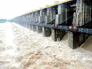 Bagaji Sagar opened 11 doors | बगाजी सागरचे ११ दरवाजे उघडले Bagaji Sagar opened 11 doors | बगाजी सागरचे ११ दरवाजे उघडले