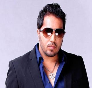 The complaint against the singer Mika Singh | गायक मिका सिंहविरोधात महिलेची विनयभंगाची तक्रार The complaint against the singer Mika Singh | गायक मिका सिंहविरोधात महिलेची विनयभंगाची तक्रार
