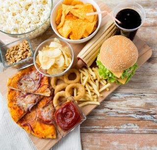 Fat tax on junk food in Kerala | केरळमध्ये जंक फूडवर 'फॅट टॅक्स' Fat tax on junk food in Kerala | केरळमध्ये जंक फूडवर 'फॅट टॅक्स'