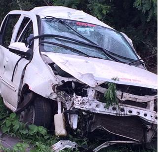 One person, along with agricultural chairperson, died on the spot in Indapur | इंदापूरजवळ भीषण अपघात, कृषी सभापतीसह एकजण जागीच ठार One person, along with agricultural chairperson, died on the spot in Indapur | इंदापूरजवळ भीषण अपघात, कृषी सभापतीसह एकजण जागीच ठार