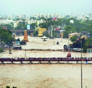 The victims roar around | बळीराजावर आभाळमाया