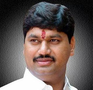 Finally, Dhananjay Munde wanted | ...अखेर धनंजय मुंडे वाँटेड