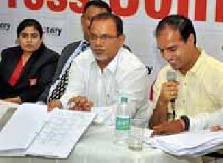 Who is the Education Department which blocks us from access? | आम्हाला प्रवेशापासून रोखणारा शिक्षण विभाग कोण? Who is the Education Department which blocks us from access? | आम्हाला प्रवेशापासून रोखणारा शिक्षण विभाग कोण?