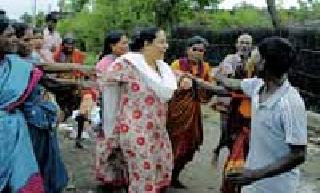 Kadali Kopali; Hazard | पेढी कोपली; हाहाकार