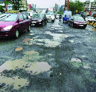 Khadse responsibility of citizens - Mayor | खड्डे नागरिकांचीही जबाबदारी -महापौर