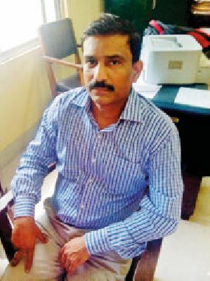 Deputy Registrar asked for 2.1 million | उपनिबंधकाने मागितले २१ लाख