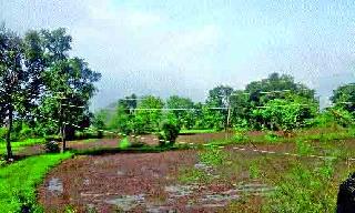 Asbli station Shivaji's electricity channels are dangerous | अस्वली स्टेशन शिवारातील वीजवाहिन्या धोकादायक