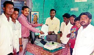 Hundreds of extra money for customers | ग्राहकांवर शेकडो रुपयांचा अतिरिक्त भुर्दंड