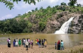 HajraFoll spell | हाजराफॉलला उधाण HajraFoll spell | हाजराफॉलला उधाण