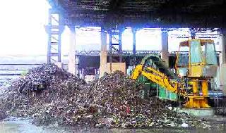 Fertilization of fertilizer increased | खतप्रकल्पाची दुर्गंधी वाढलीं Fertilization of fertilizer increased | खतप्रकल्पाची दुर्गंधी वाढलीं