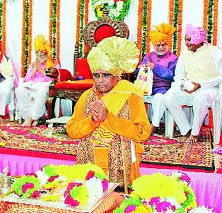 Hail of 'Digambara' at Narayanpur | नारायणपुरात ‘दिगंबरा’चा जयघोष