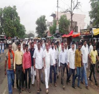 Prohibition of Copperi case in Motal | मोताळ्यात कोपर्डी प्रकरणाचा निषेध Prohibition of Copperi case in Motal | मोताळ्यात कोपर्डी प्रकरणाचा निषेध