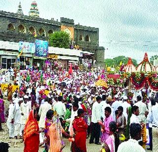 Gopalakshi tells Ashadhi | गोपाळकाल्याने आषाढीची सांगता Gopalakshi tells Ashadhi | गोपाळकाल्याने आषाढीची सांगता