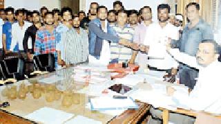 Dr. Take strong action against those who have Ambedkar Bhavan and Printing Patras | डॉ. आंबेडकर भवन व प्रिंटींग पे्रस पाडणाऱ्यांवर कठोर कारवाई करा Dr. Take strong action against those who have Ambedkar Bhavan and Printing Patras | डॉ. आंबेडकर भवन व प्रिंटींग पे्रस पाडणाऱ्यांवर कठोर कारवाई करा