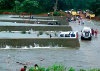 'Overflow' of the horse | घोडाझरीचा ‘ओव्हरफ्लो’ 'Overflow' of the horse | घोडाझरीचा ‘ओव्हरफ्लो’