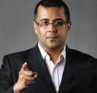 It is better to write than to participate in politics - Chetan Bhagat | राजकारणात सहभागी होण्यापेक्षा त्यावर लिहिणे सोयीचे - चेतन भगत It is better to write than to participate in politics - Chetan Bhagat | राजकारणात सहभागी होण्यापेक्षा त्यावर लिहिणे सोयीचे - चेतन भगत