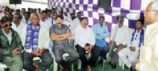 Request for BSP District Collector | बसपाचे जिल्हाधिकाऱ्यांना निवेदन Request for BSP District Collector | बसपाचे जिल्हाधिकाऱ्यांना निवेदन