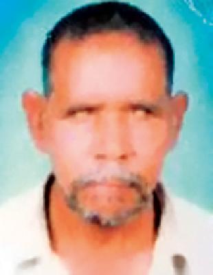 Narayana's compassionate end to self-respect, despite being blind | दृष्टीहीन असूनही स्वाभिमान जपणाऱ्या नारायणचा करुण अंत Narayana's compassionate end to self-respect, despite being blind | दृष्टीहीन असूनही स्वाभिमान जपणाऱ्या नारायणचा करुण अंत