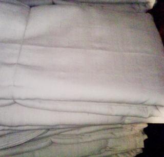 Lump of two and a half lakh cloth bundle | अडीच लाखांचे कापड गठ्ठे ट्रकमधून लंपास Lump of two and a half lakh cloth bundle | अडीच लाखांचे कापड गठ्ठे ट्रकमधून लंपास