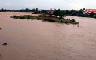 Khooni River Tumhum: | खुनी नदी तुडुंब : Khooni River Tumhum: | खुनी नदी तुडुंब :