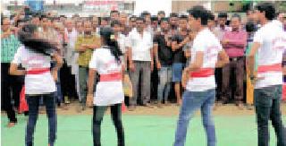 Public awareness through the art pundak for a different Vidarbha | वेगळ्या विदर्भासाठी कलापथकाद्वारे जनजागृती Public awareness through the art pundak for a different Vidarbha | वेगळ्या विदर्भासाठी कलापथकाद्वारे जनजागृती