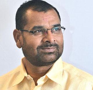 3,656 crore pavement expenditure | ३,६५६ कोटींच्या पीकविम्याचे वाटप 3,656 crore pavement expenditure | ३,६५६ कोटींच्या पीकविम्याचे वाटप