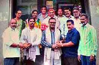 The Chairman of the Banking Credit Society | बागलाण पतसंस्थेच्या सभापतिपदी तांबोळीं