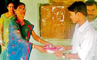 Even after childbirth, the 'Mauli' | पुत्रवियोगानंतरही ‘त्या’ माऊलीने जपले समाजभान!