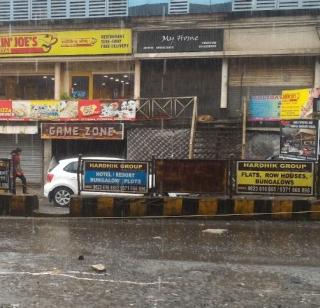 Lonavla rains have increased; Continuous continuation throughout the day | लोणावळ्यात पावसाचा जोर वाढला; दिवसभर संततधार सुरु Lonavla rains have increased; Continuous continuation throughout the day | लोणावळ्यात पावसाचा जोर वाढला; दिवसभर संततधार सुरु