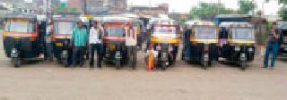 Sub-divisional Transport Department's Badge on auto drivers | आॅटो चालकांवर उपप्रादेशिक परिवहन विभागाचा बडगा