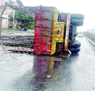 Mumbai-Ahmedabad Highway Jam | मुंबई-अहमदाबाद हाय वे जॅम