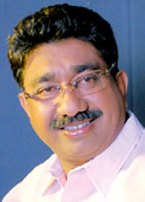 Protection wall of flood protection area | पूरग्रस्त भागात हवी संरक्षण भिंत